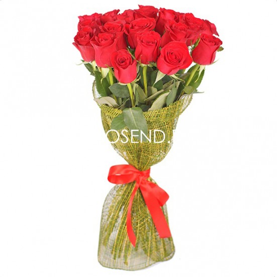 Букет «15 красных роз в упаковке» - фото 2